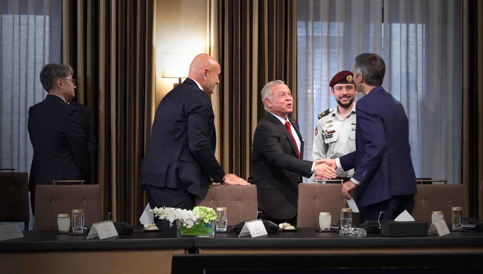 From His Majesty King Abdullah II’s meeting today with Arab and international investors and representatives of major companies, attended by His Royal Highness Crown Prince Al Hussein at Al Husseiniya Palace