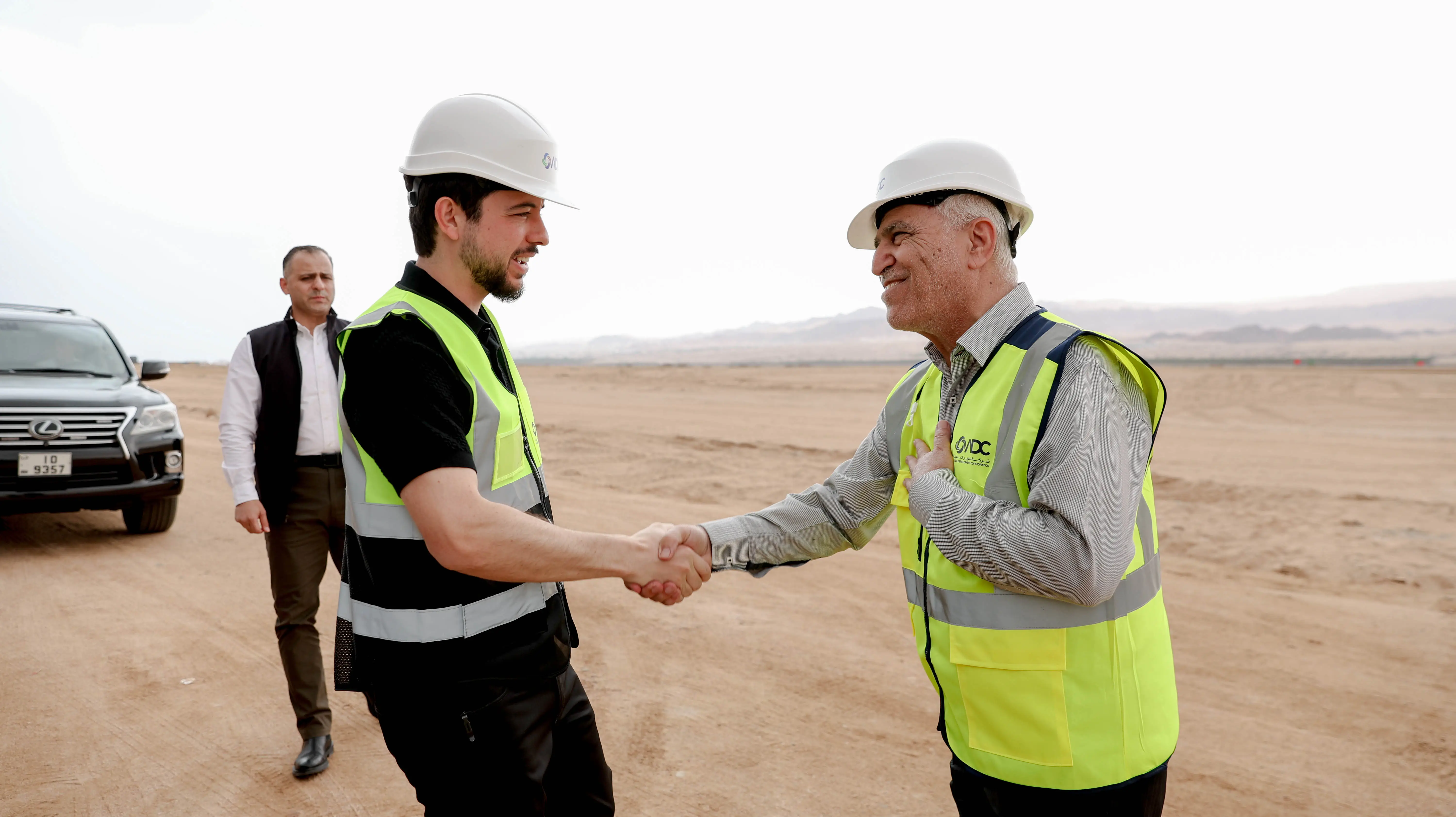 crown-prince-checks-on-progress-of-aqaba-international-circuit-city-park-projects-6.jpg