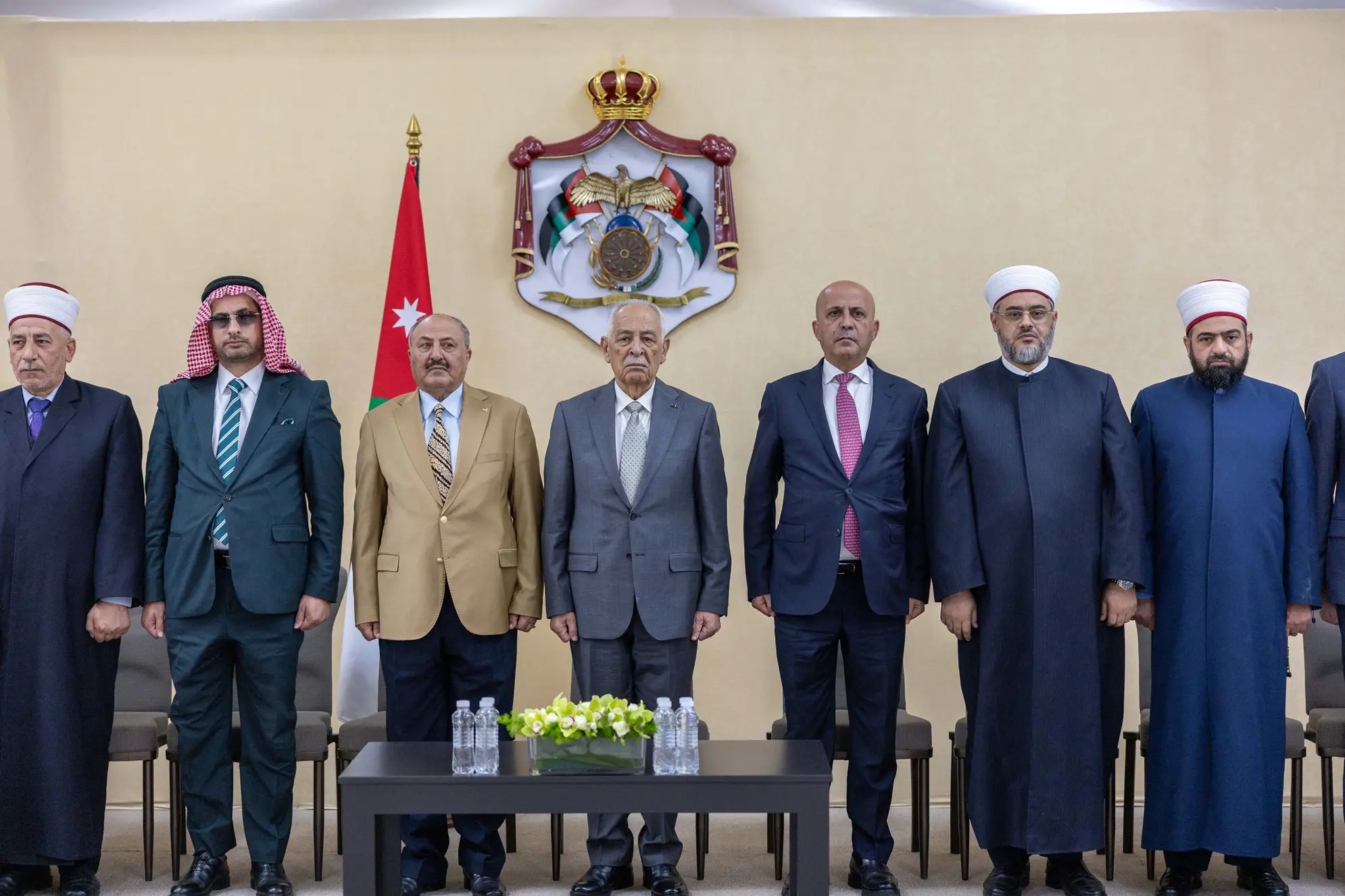 king-sees-off-hajj-pilgrims-of-martyr-families-may-2026-8.jpg