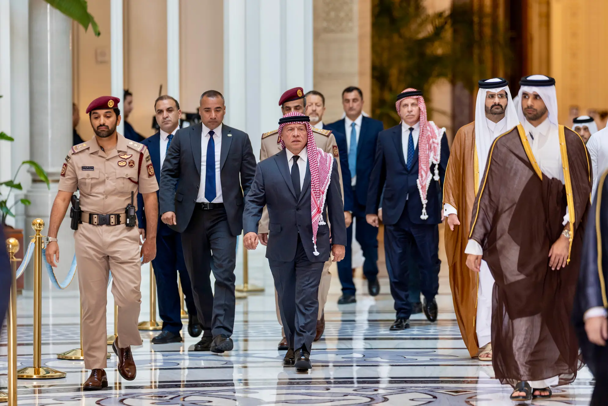 his-majesty-king-abdullah-ii-extends-condolences-to-qatar-emir-sheikh-tamim-bin-hamad-al-thani-over-the-passing-of-his-father.jpg
