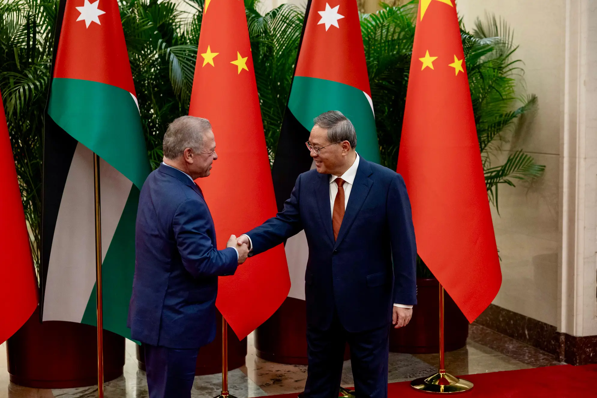 his-majesty-king-abdullah-ii-meets-with-china-premier-li-qiang-in-beijing-2-1.jpg