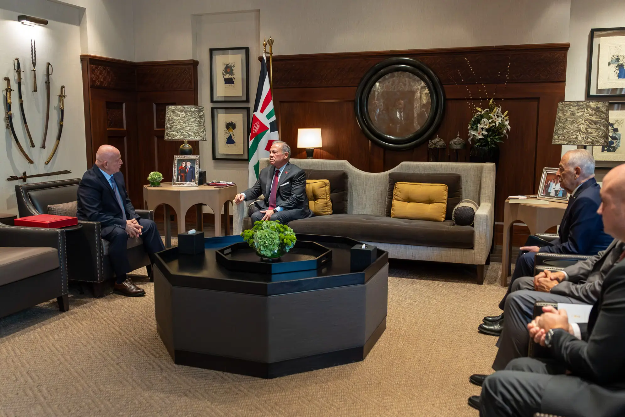 jordan-king-receives-integrity-commissioncos-annual-report-for-2025-3.jpg