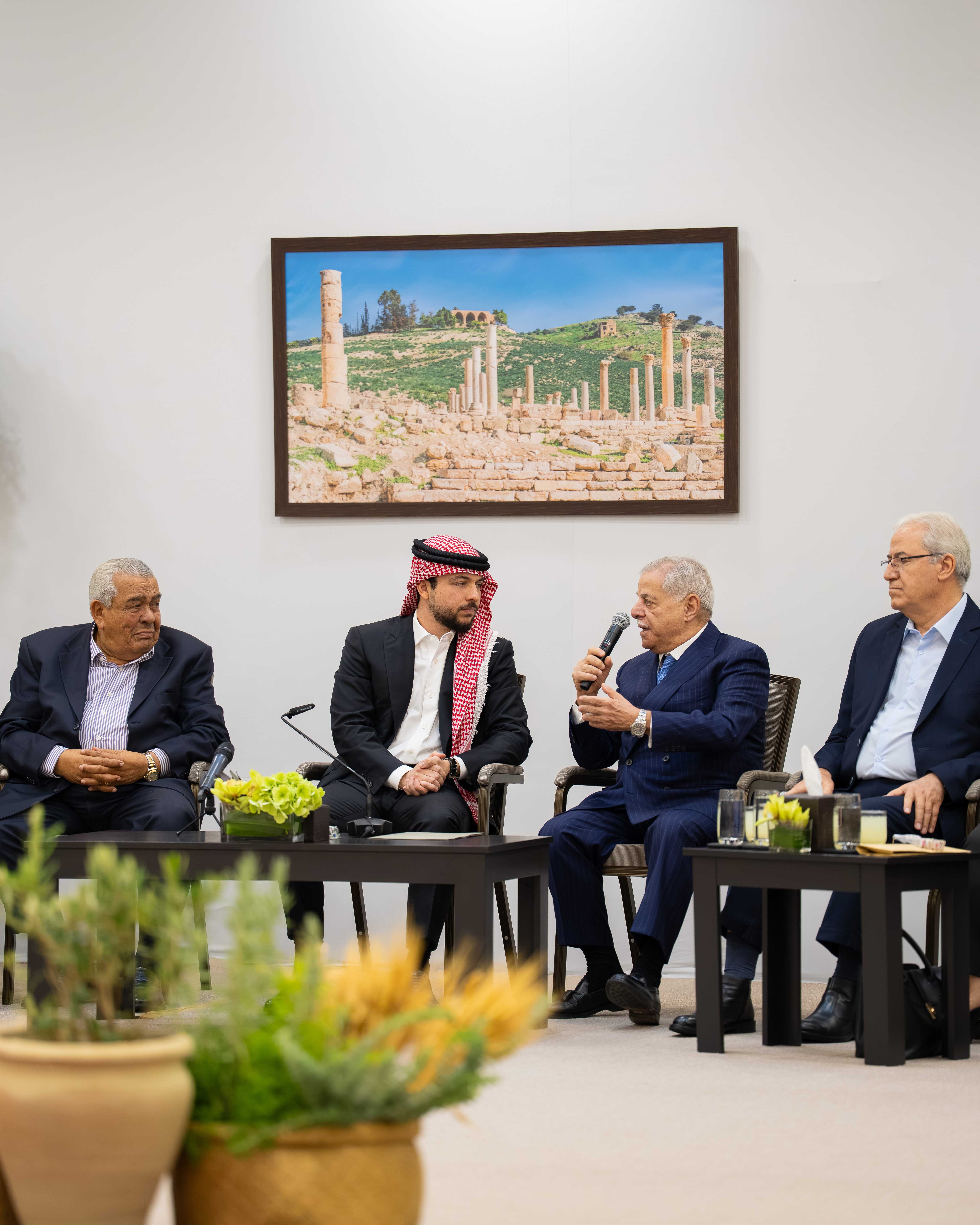 crown-prince-meets-with-figures-and-representatives-of-various-sectors-from-irbid-2.jpg