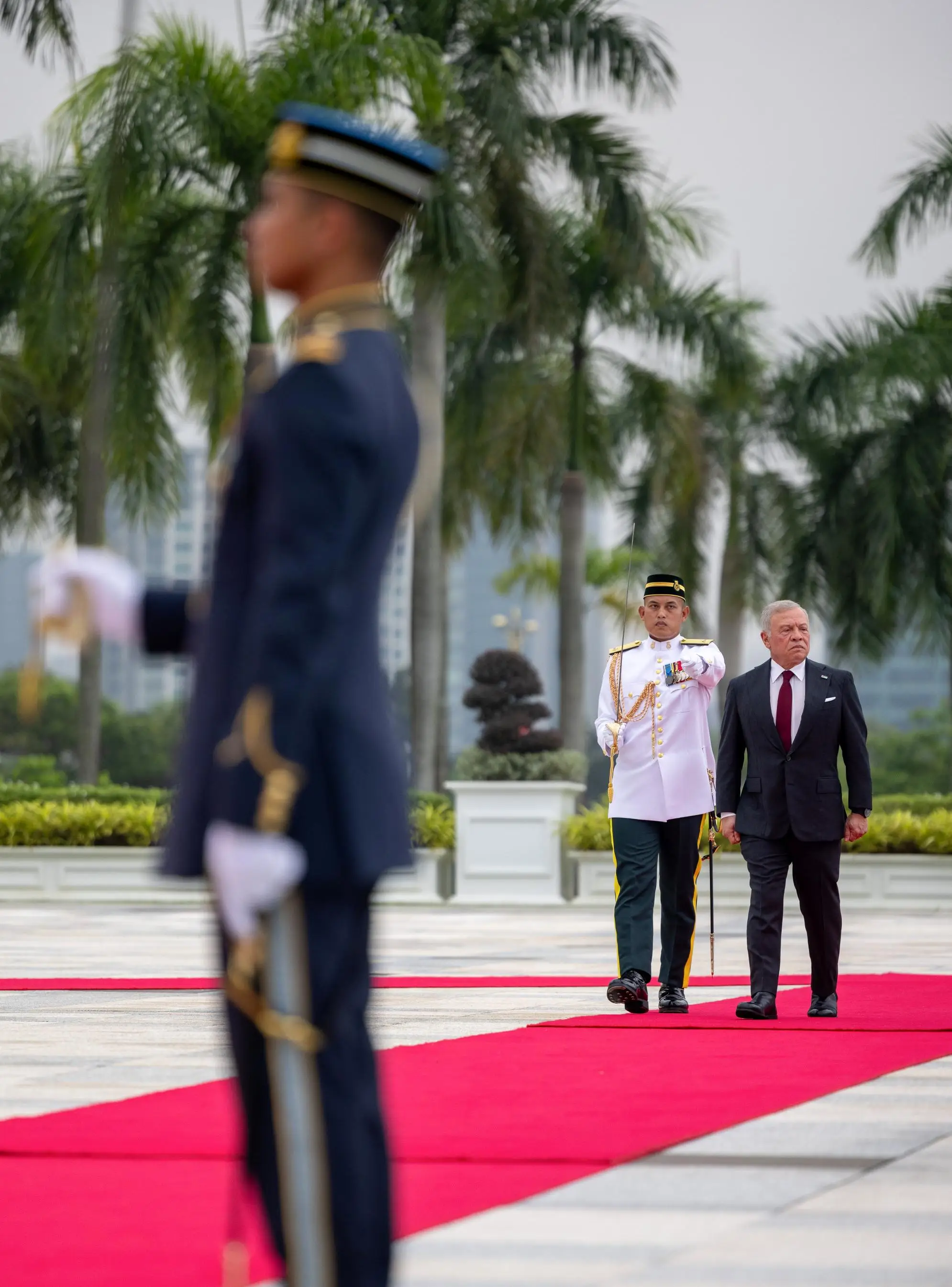 his-majesty-at-the-start-of-his-state-visit-holds-talks-with-the-king-of-malaysia-in-kuala-lumpur-7.jpg