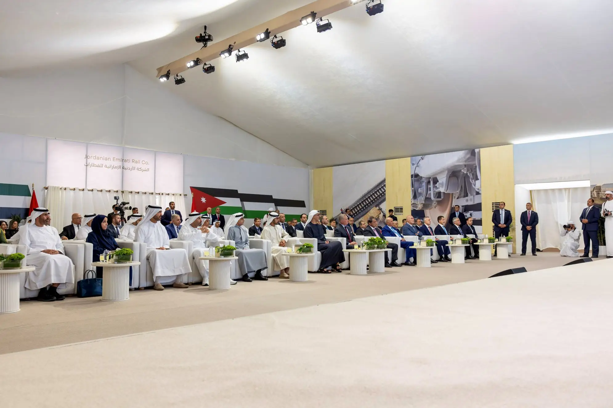 laying-the-foundation-stone-for-the-aqaba-shidiya-maan-railway-project-1.jpg