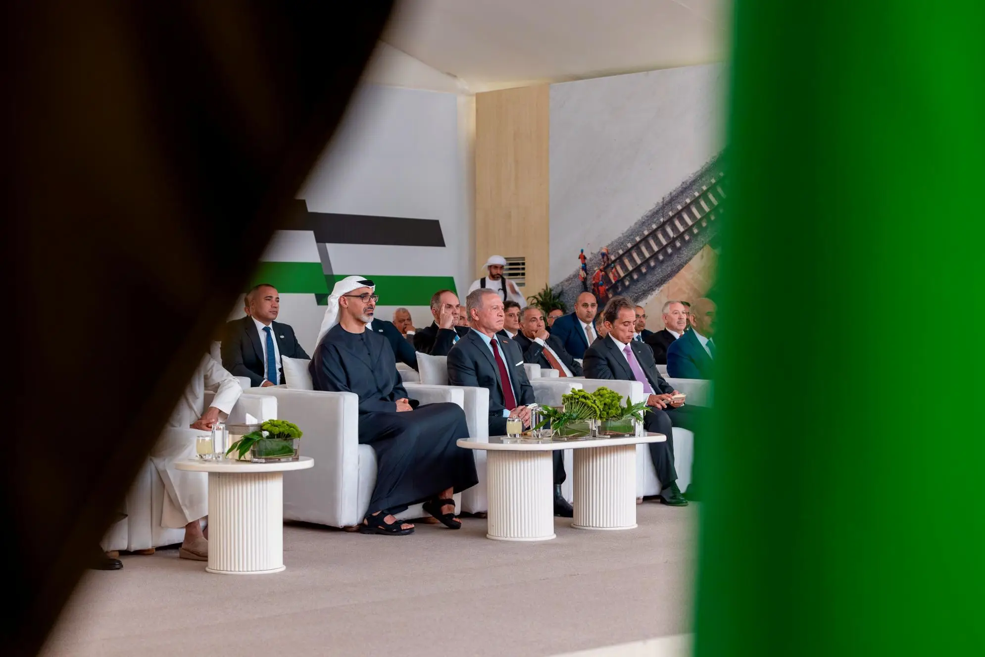 laying-the-foundation-stone-for-the-aqaba-shidiya-maan-railway-project-4.jpg